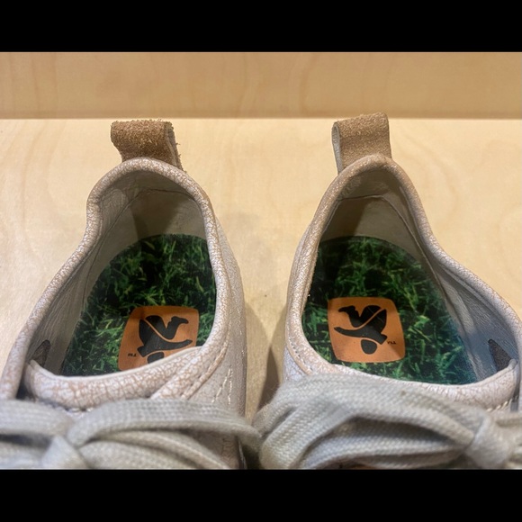 Cushe Men’s Cracked Leather BOWLER Sneaker US8 UK7 EUR41 in Off White and Red - Picture 7 of 16